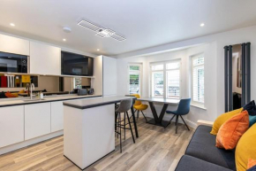 Flat 2, 161 Crescent Road Luxury Apartment